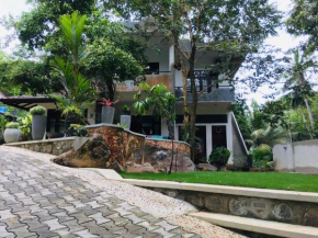 Center Point Villa Unawatuna